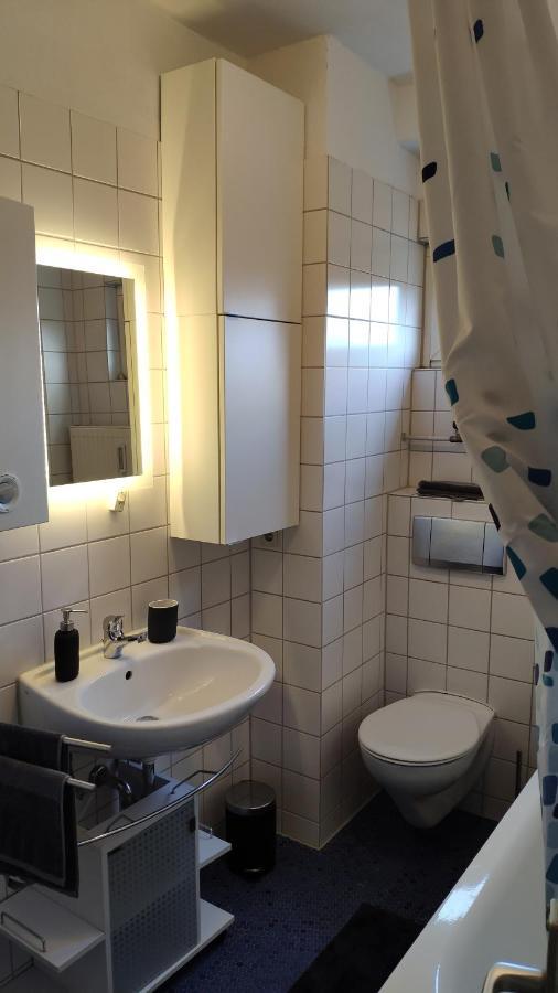 Zen Apartments - Geraumig Fur 4 - Zentral - Balkon - Netflix Karlsruhe Exteriör bild